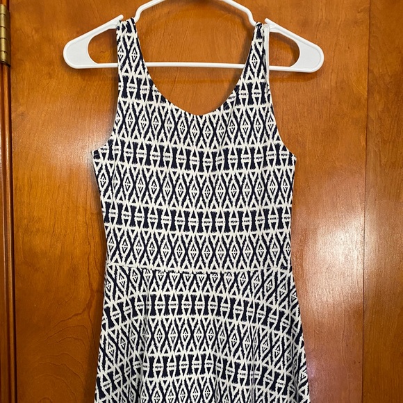 H&M Blue and White Aztec Print Cocktail Dress - Picture 1 of 2